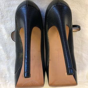 Black Leather Jessica Simpson size 11M